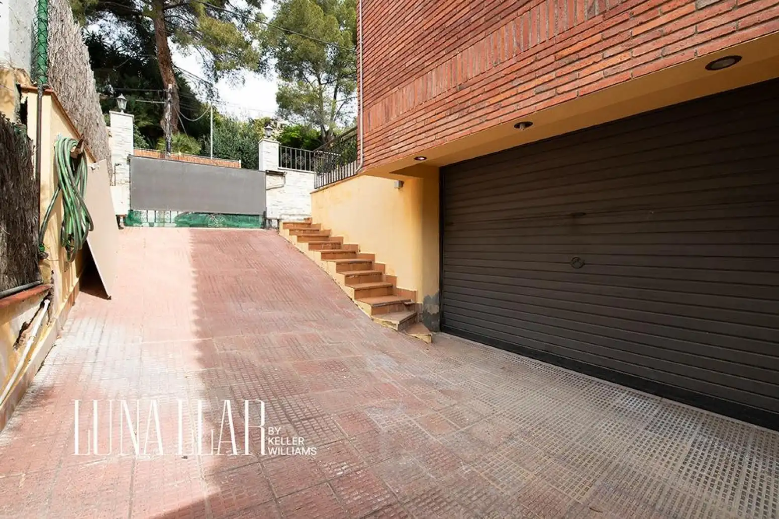 Exterior view of Houses for sale in Castelldefels  with Air Conditioner, Heating and Terrace