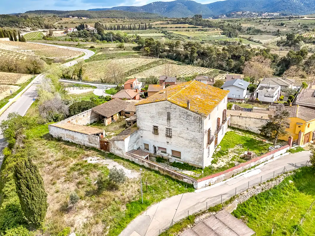 Country house zum Verkauf in Subirats