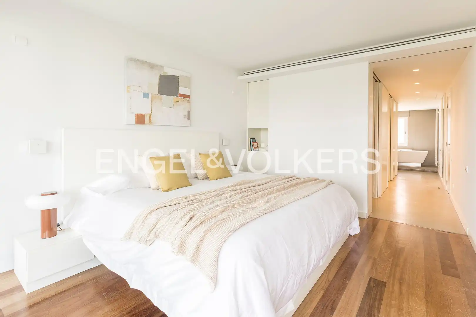 Schlafzimmer von Wohnung zur Miete in Barcelona mit Klimaanlage, Heizung und Parkett