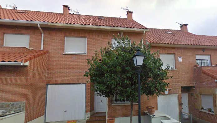 Foto 1 de Casa adosada en venta en C/ Albacete, Numancia de la Sagra, Toledo