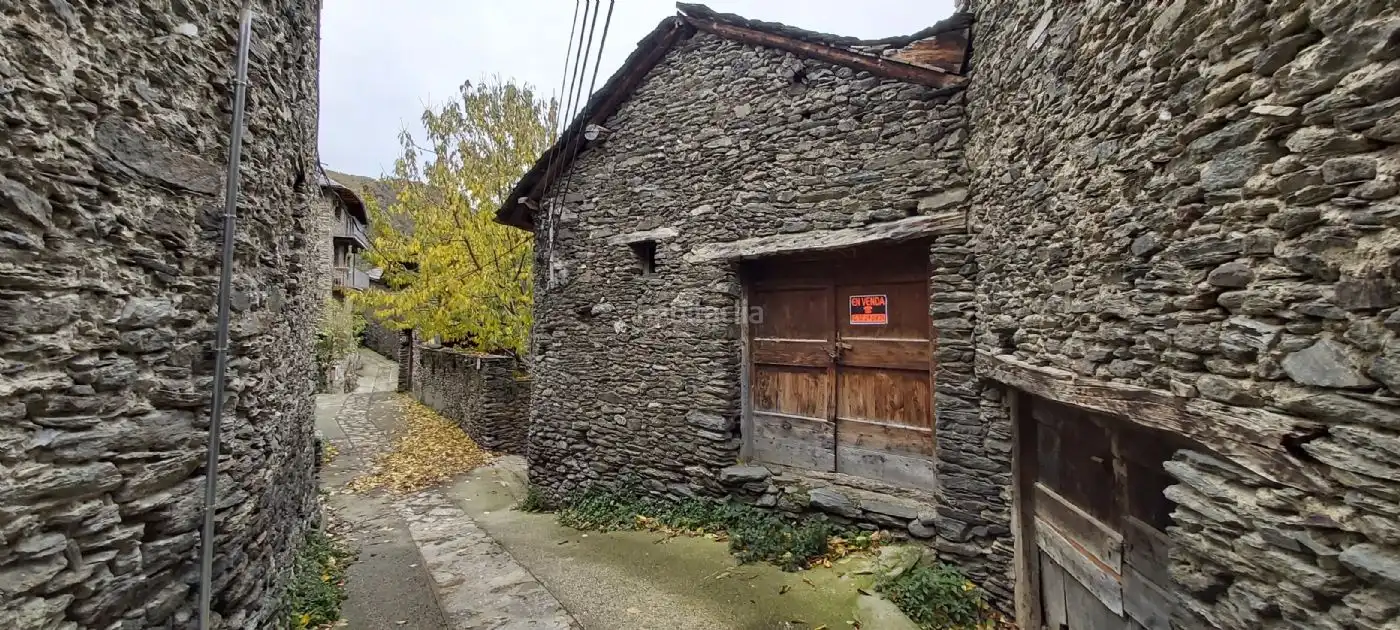 House for sale in Calle de la Plaça 5