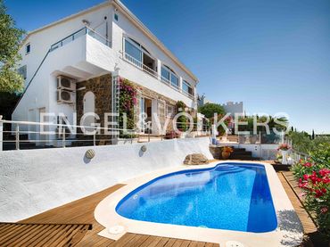Haus mit Pool zum Verkauf in Carrer Jordi de Sant Jordi