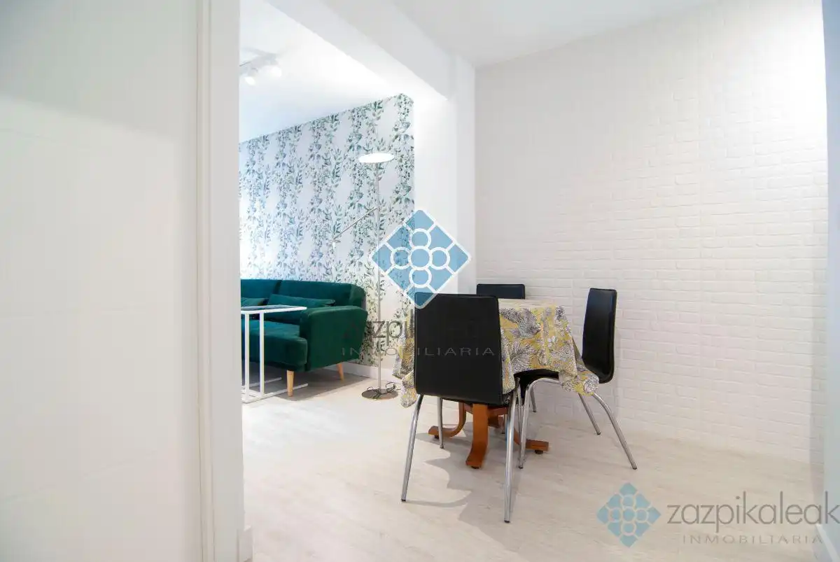 Dining room of Flat for sale in Ibaiondo