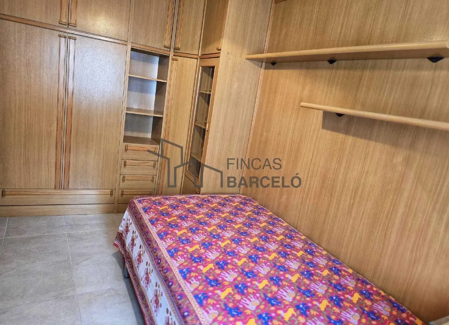 Habitación de Piso en venta en Zaragoza