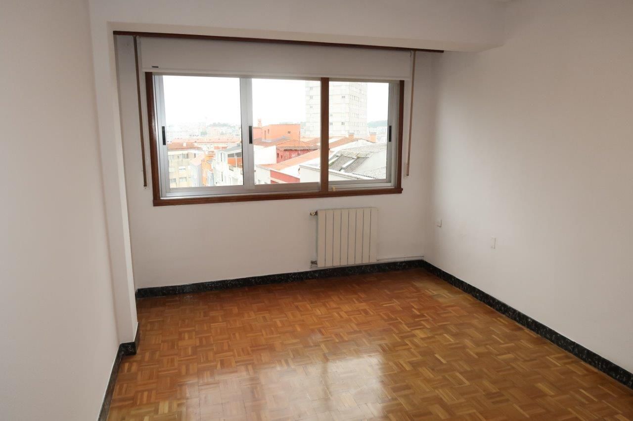 Bedroom of Flat to rent in A Coruña Capital   with Heating and Parquet flooring