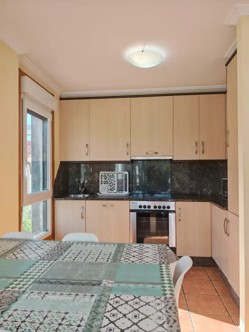 Cuina de Apartament de lloguer en Fisterra amb Terrassa, Moblat i Forn