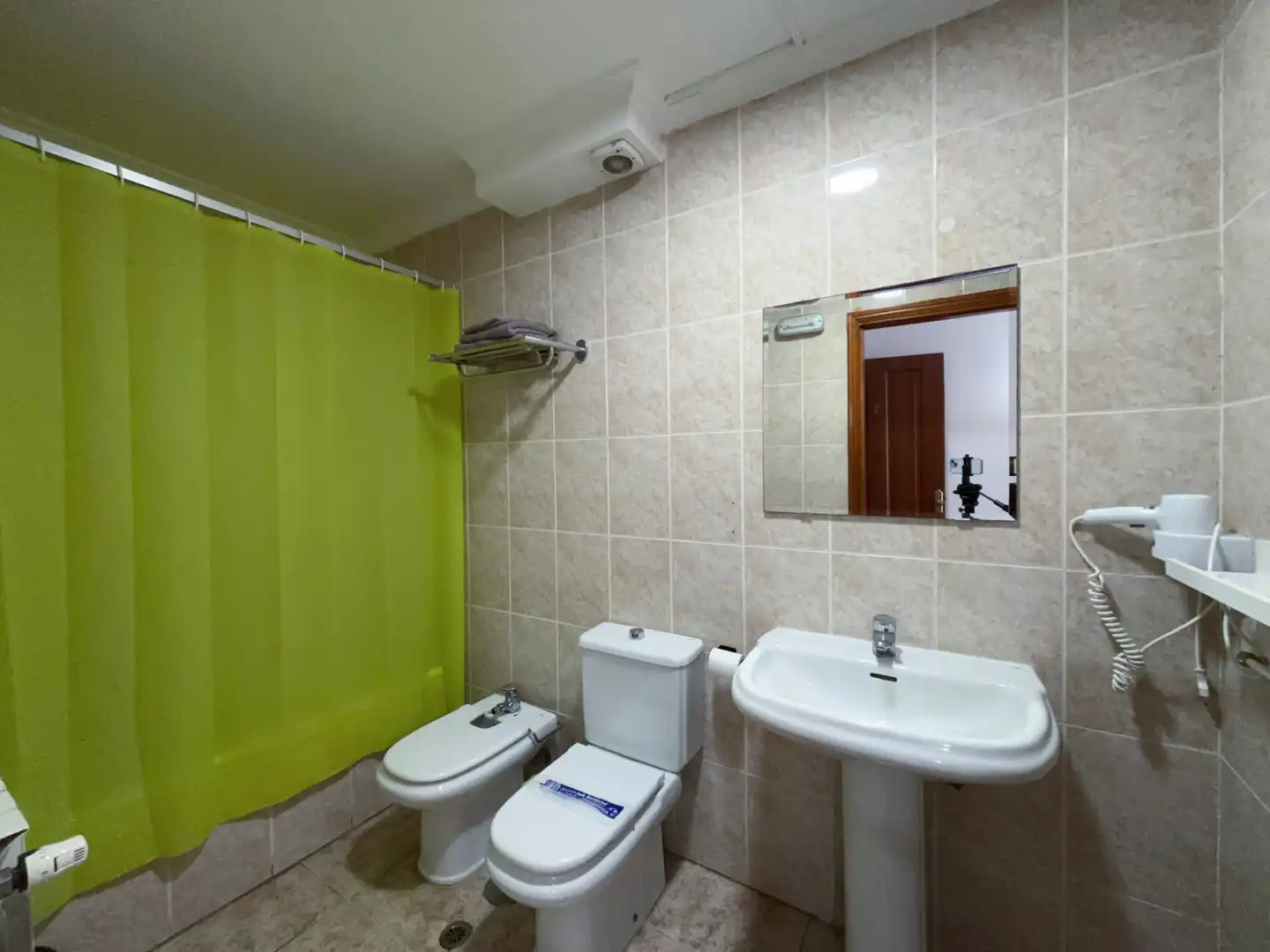 Bathroom of Commercial properties for sale in Teror  with Air Conditioner, Heating and Furnished