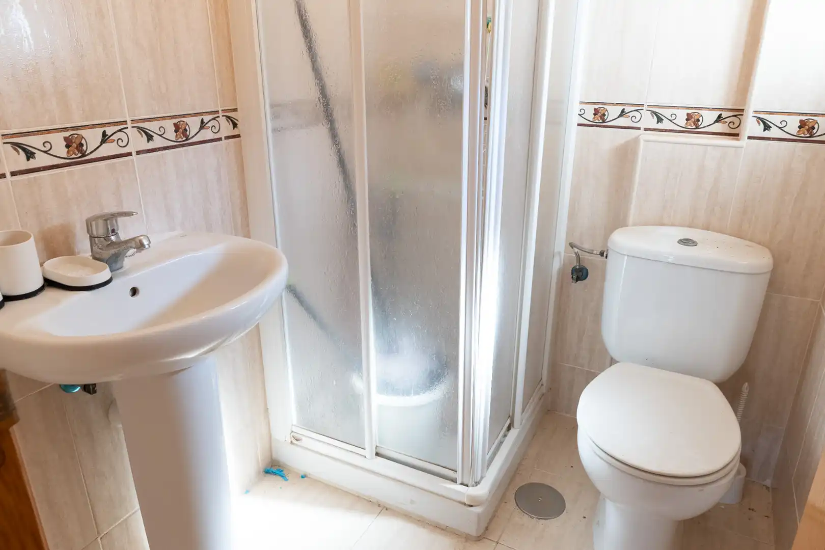 Baño de Piso en venta en Benahavís con Trastero, Amueblado y Alarma