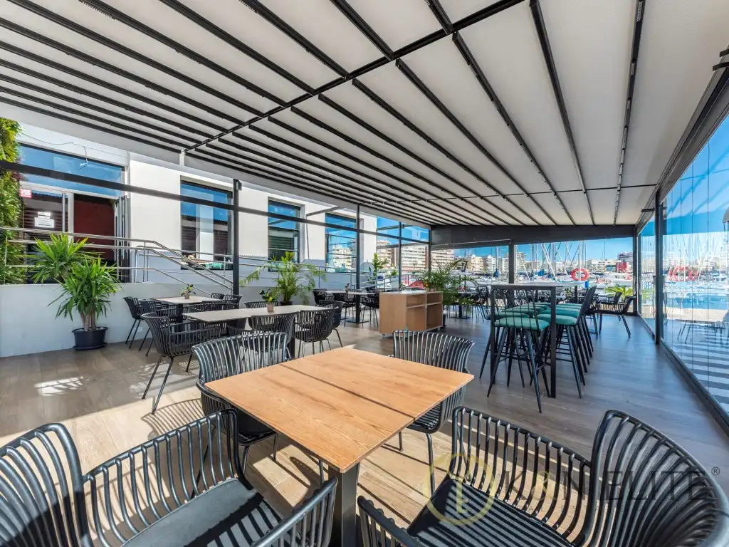 Locale commerciale in cessione a Calle Muelle, imagen 3