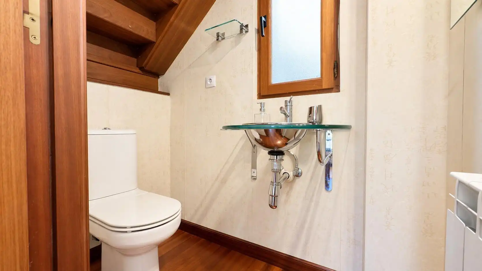 Badezimmer von Maisonette zum Verkauf in Comillas (Cantabria) mit Heizung