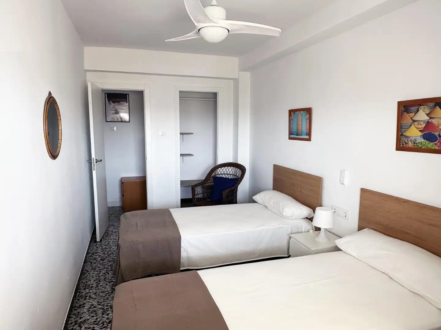 Habitación de Apartamento en venta en Tavernes de la Valldigna con Terraza y Amueblado