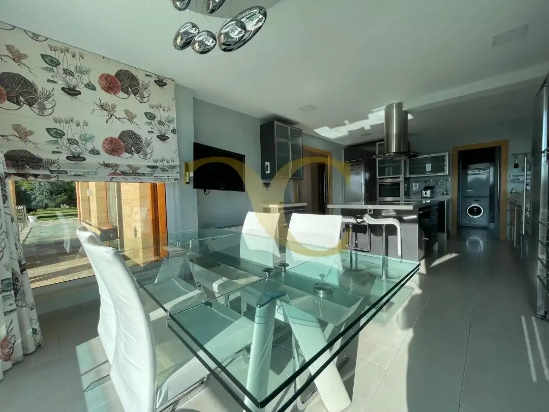 Dining room of Houses for rent in Santa Cruz de Bezana  with Air Conditioner, Heating and Private garden