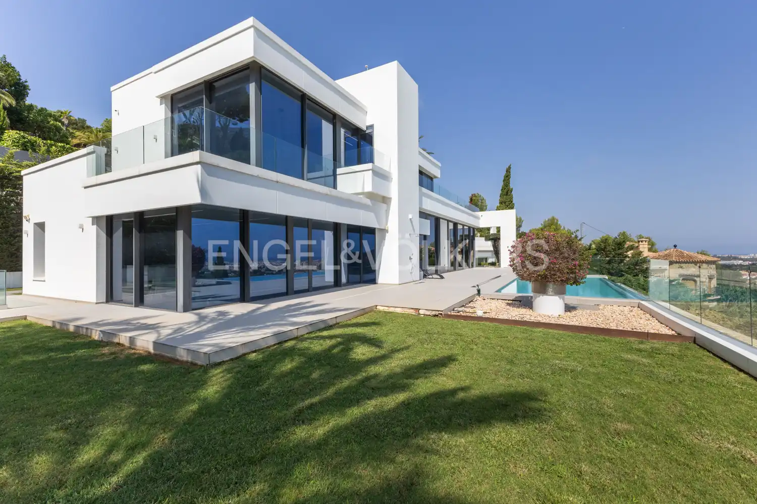 Außenansicht von Haus oder Chalet zur Miete in Dénia mit Klimaanlage, Heizung und Privatgarten