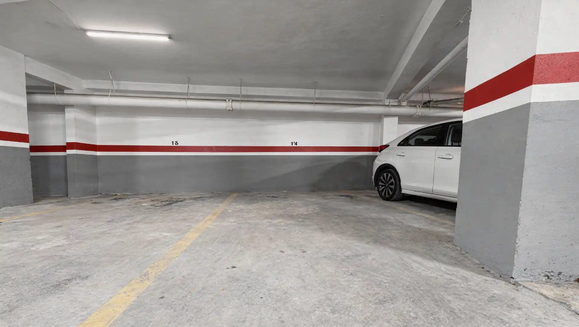 Parking de Piso en venta en Alicante / Alacant con Calefacción, Amueblado y Horno