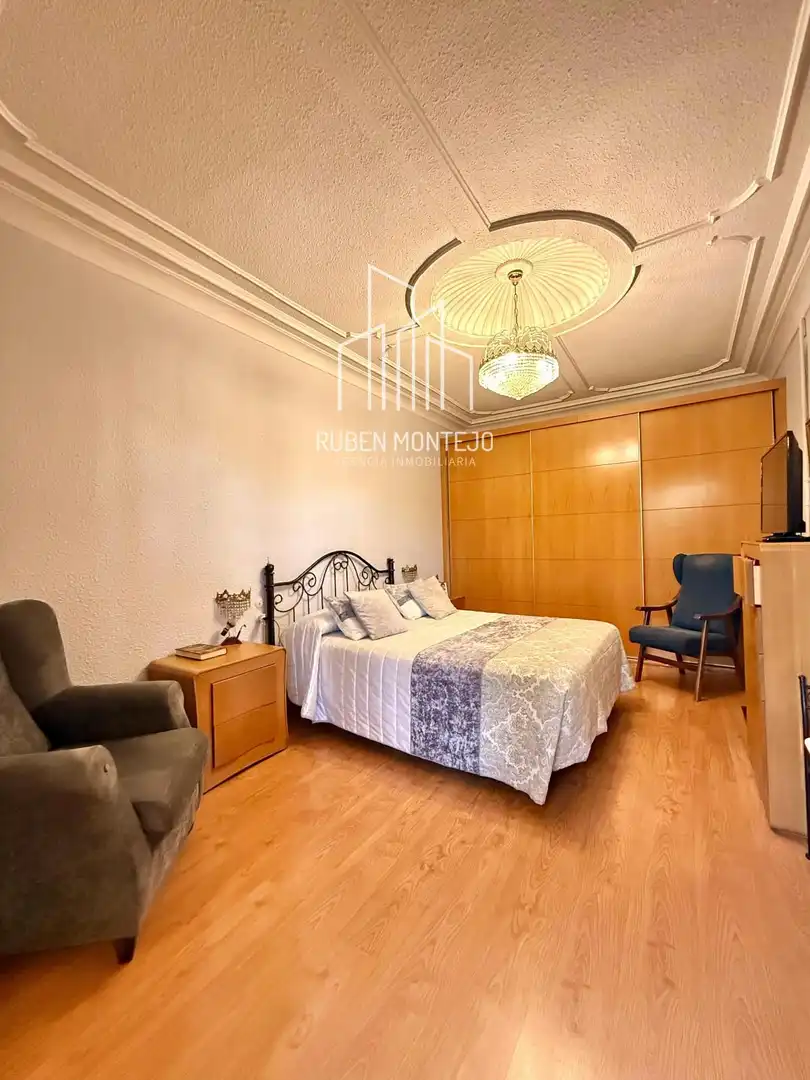 Schlafzimmer von Einfamilien-Reihenhaus zur Miete in Salamanca mit Heizung, Terrasse und Abstellraum