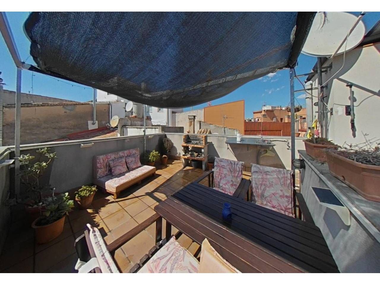 Terrace of Flat for sale in Vilanova i la Geltrú  with Air Conditioner, Heating and Parquet flooring