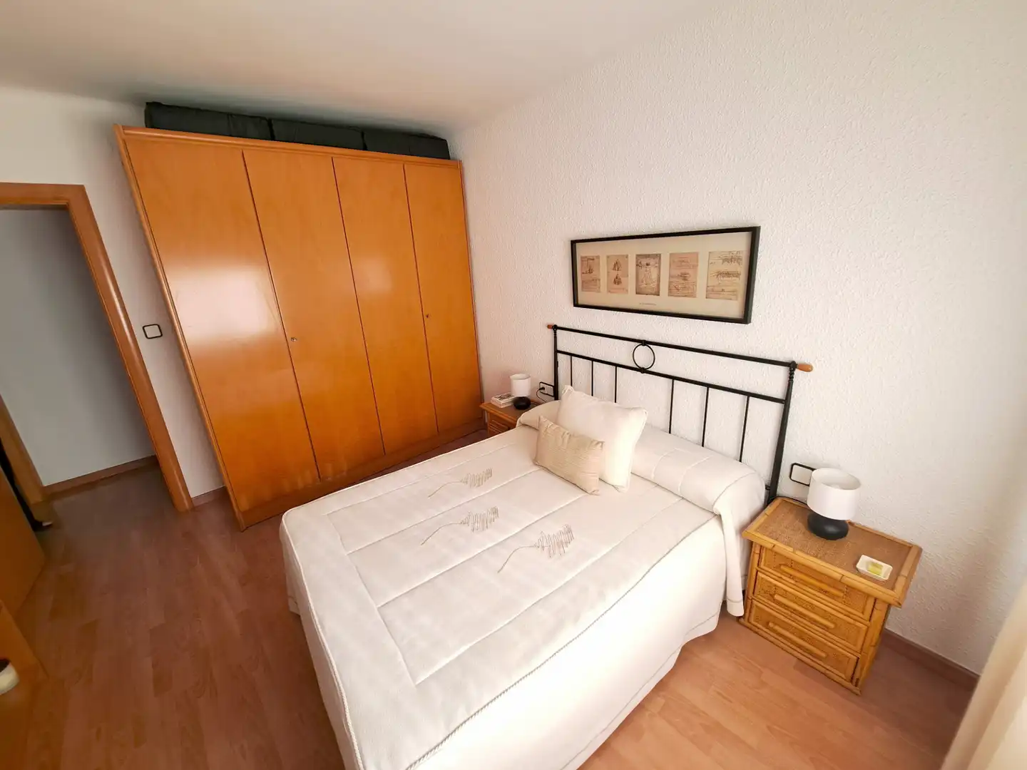 Bedroom of Flat for sale in Els Molins