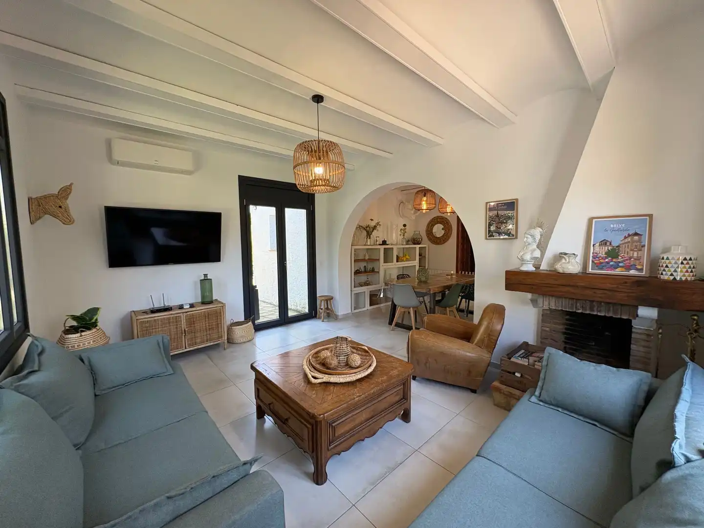 Sala d'estar de Casa o xalet en venda en Mont-roig del Camp amb Aire condicionat, Calefacció i Jardí privat