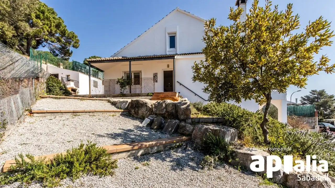 Vista exterior de Casa o chalet en venta en Caldes de Montbui con Aire acondicionado y Jardín privado
