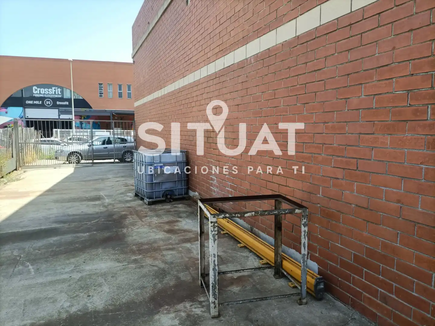 Industrial building for sale in Carrer Llobregat 8, imagen 2