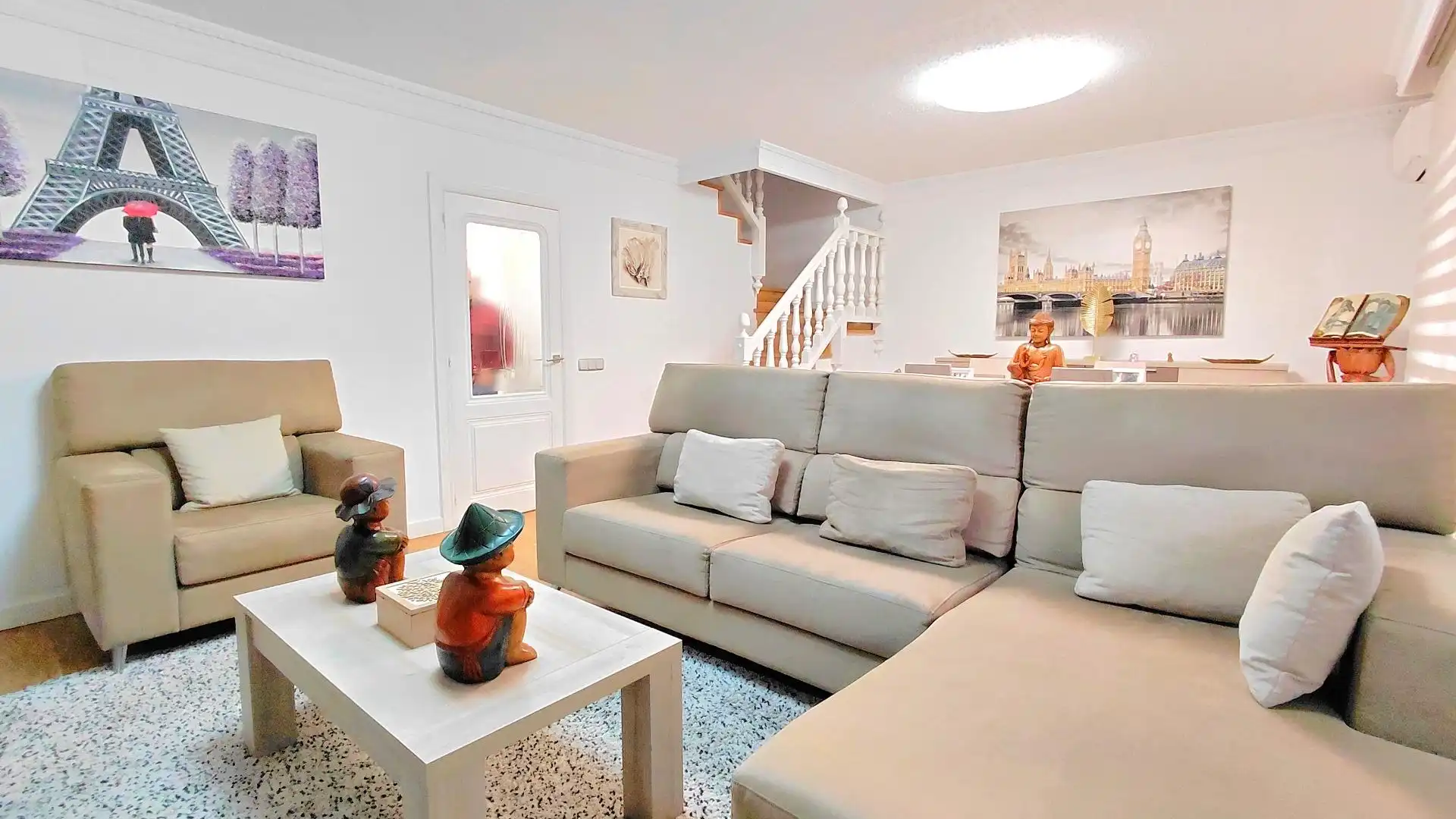 Living room of Houses for sale in Polinyà  with Air Conditioner, Private garden and Parquet flooring