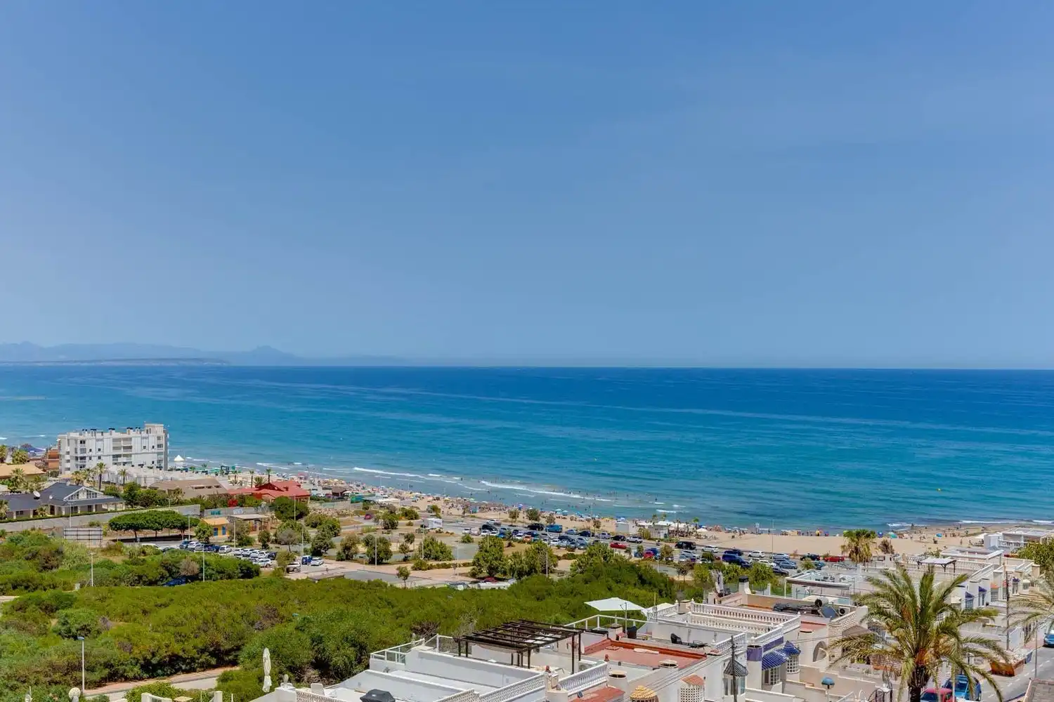 Vista exterior de Apartamento de alquiler en Torrevieja con Amueblado, Lavadora y Microondas