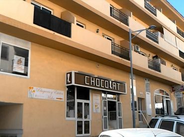 Flat with balcony for sale in Calle Manuel Bello Ramos 16