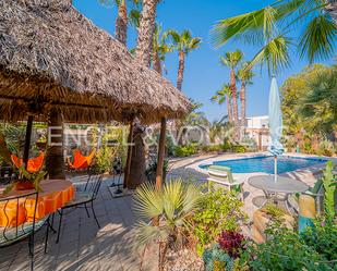 Casa o xalet en venda en Alicante / Alacant amb Aire condicionat, Calefacció i Jardí privat