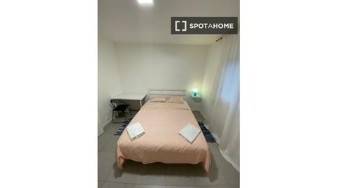 Foto 3 de Pis per a compartir a Singuerlín, Santa Coloma de Gramenet