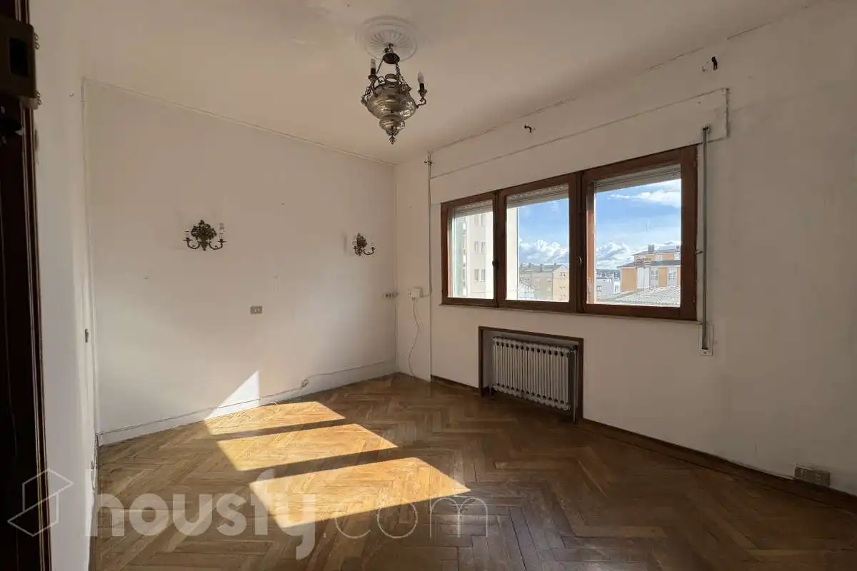 Living room of Flat for sale in Lugo  with Heating, Terrace and Storage room