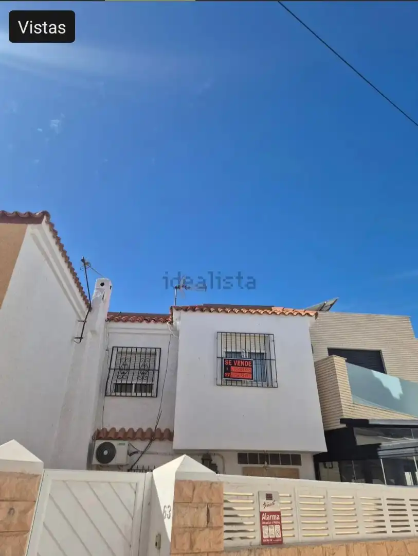 Vista exterior de Casa o xalet en venda en Costacabana - Loma Cabrera