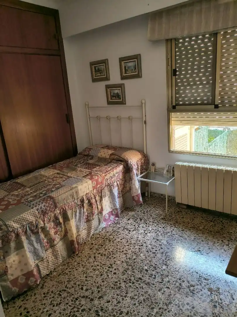 Dormitori de Pis de lloguer en Alicante / Alacant amb Aire condicionat, Calefacció i Terrassa