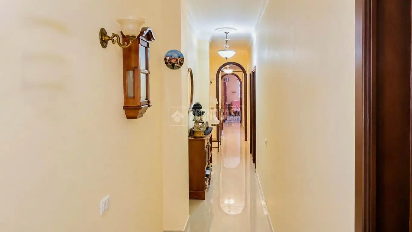 Piso en venta en Ingenio con Amueblado