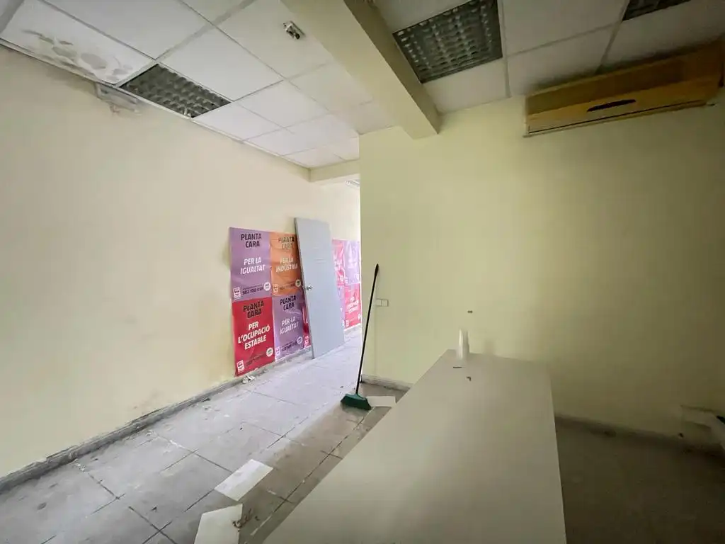 Gewerbefläche zum Verkauf in Carrer del Vendrell 33, imagen 10