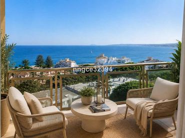 Apartament amb piscina en venda a Estepona Pueblo