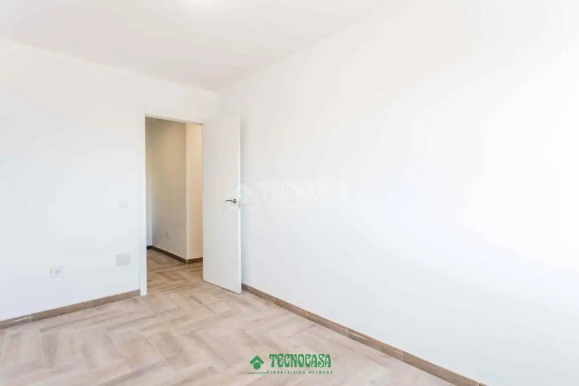 Bedroom of Flat for sale in Almería  with Air Conditioner