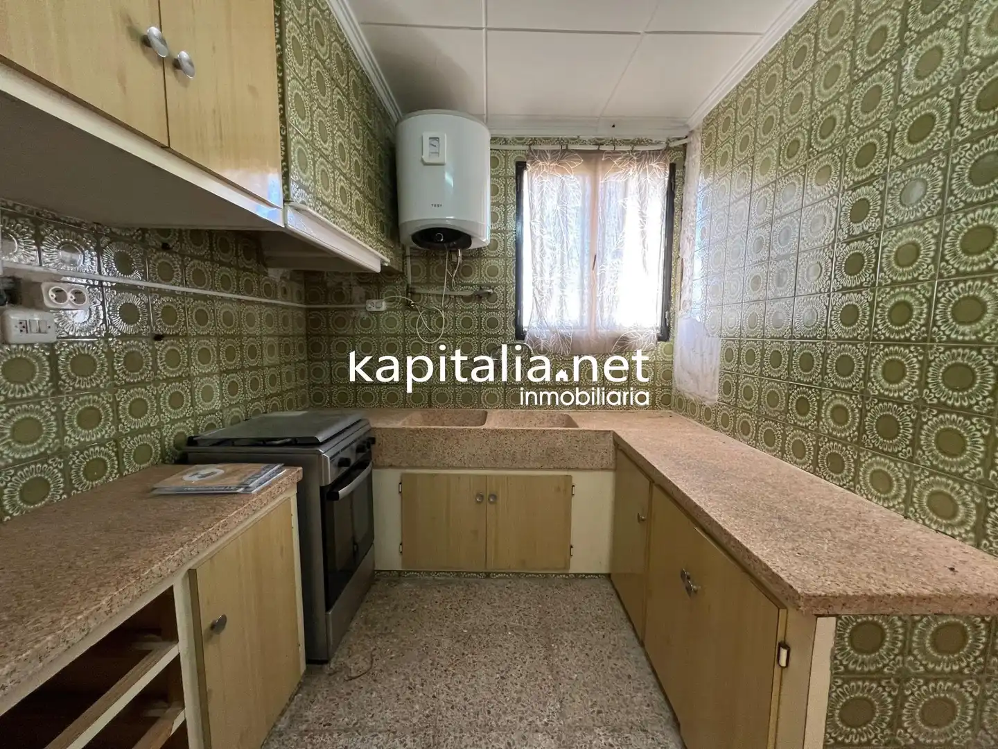 Cuina de Casa o xalet en venda en Ontinyent amb Traster i Piscina