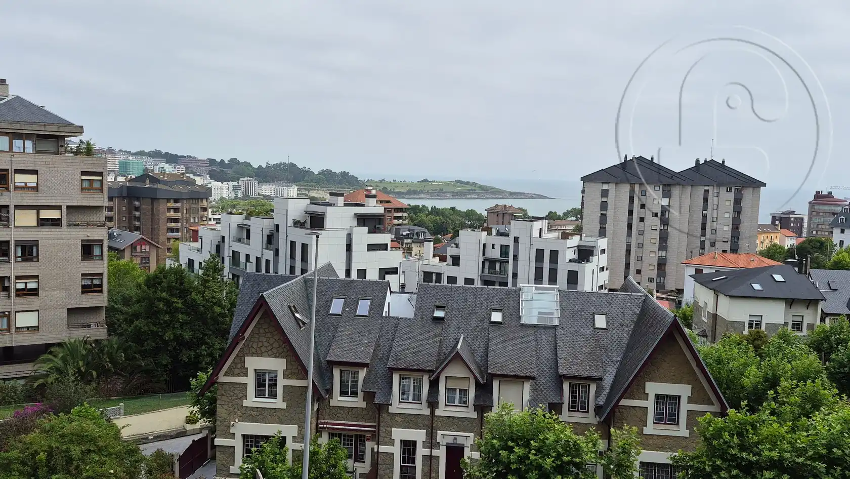 Exterior view of Flat for rent in Santander  with Heating, Parquet flooring and Furnished