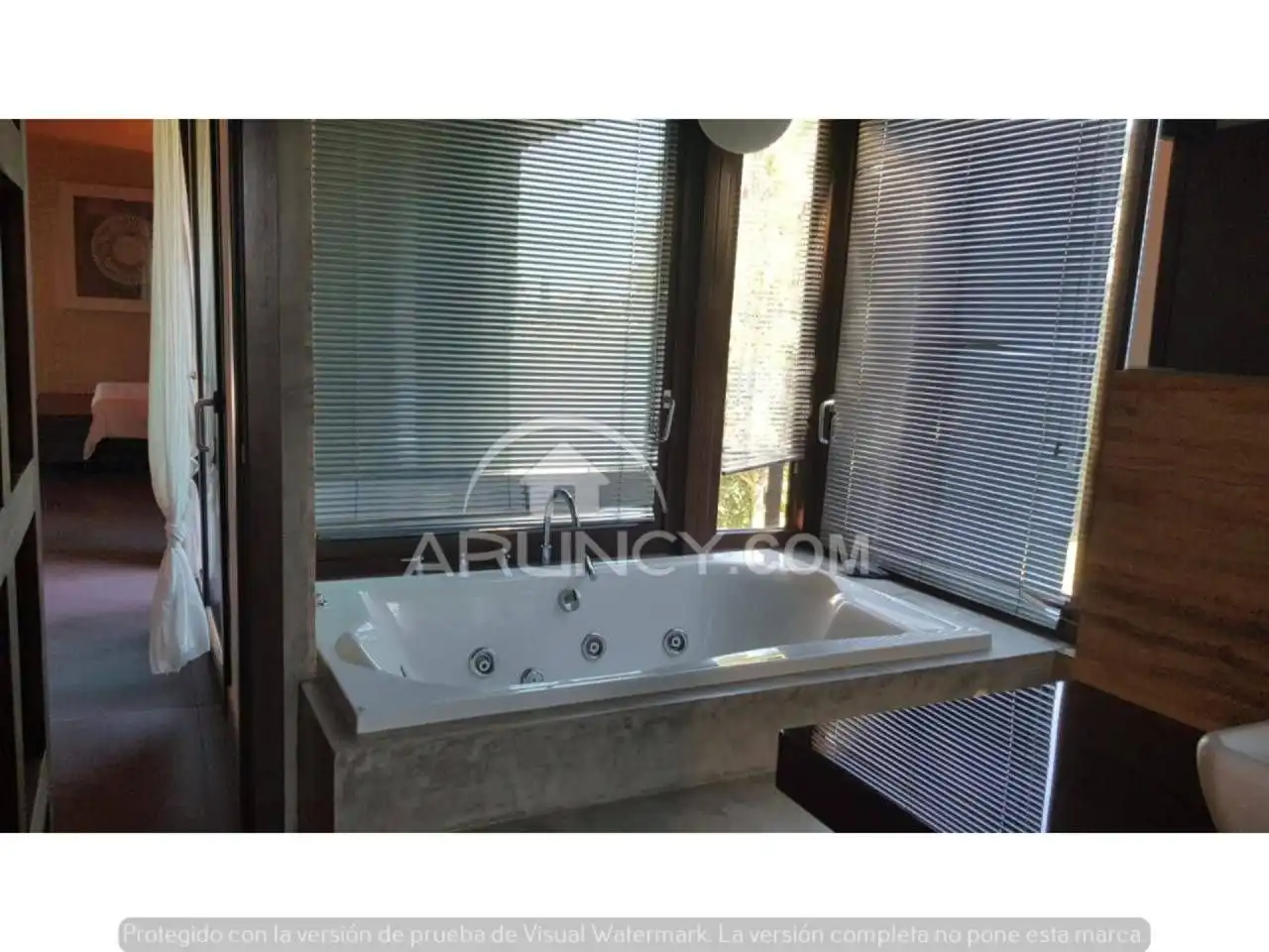 Baño de Casa o chalet en venta en Montequinto con Aire acondicionado, Calefacción y Jardín privado