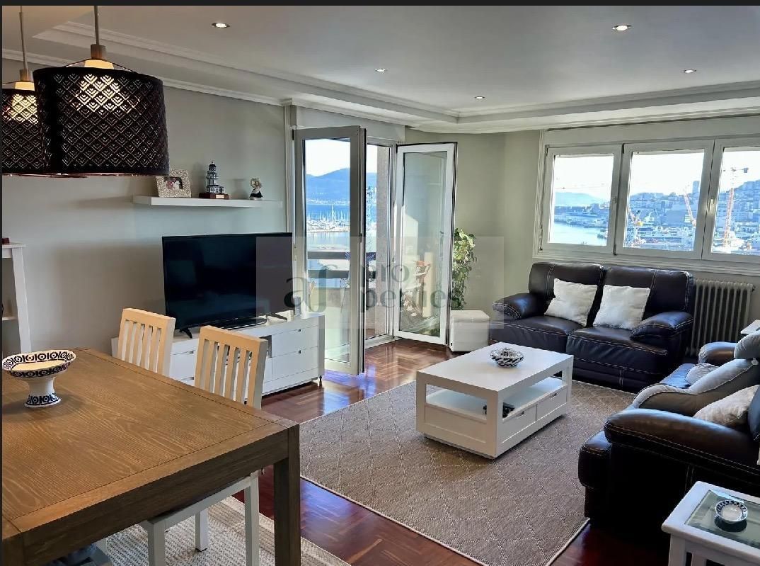 Living room of Attic for sale in Vigo   with Heating, Parquet flooring and Terrace