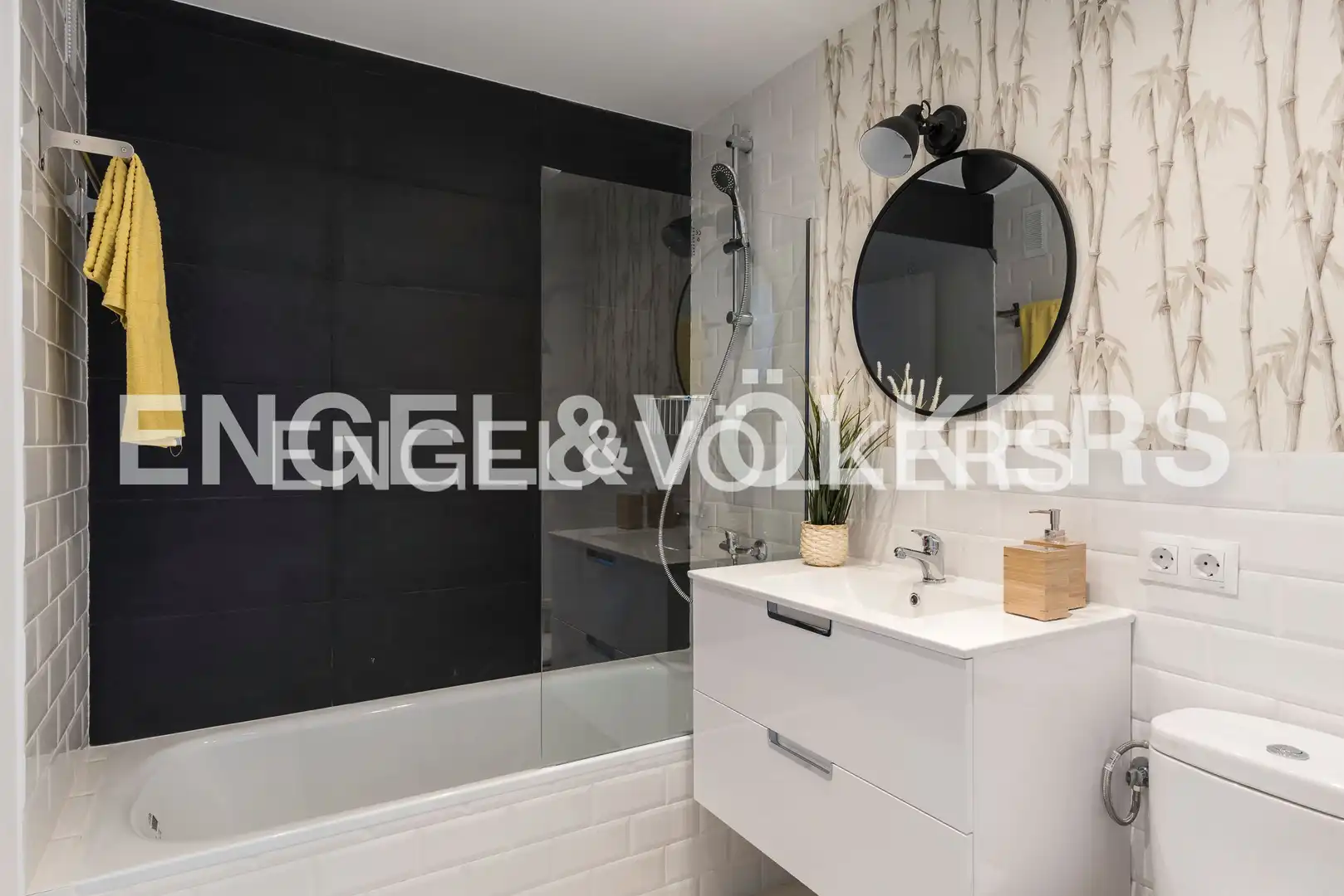 Baño de Piso de alquiler en Madrid con Aire acondicionado, Calefacción y Terraza