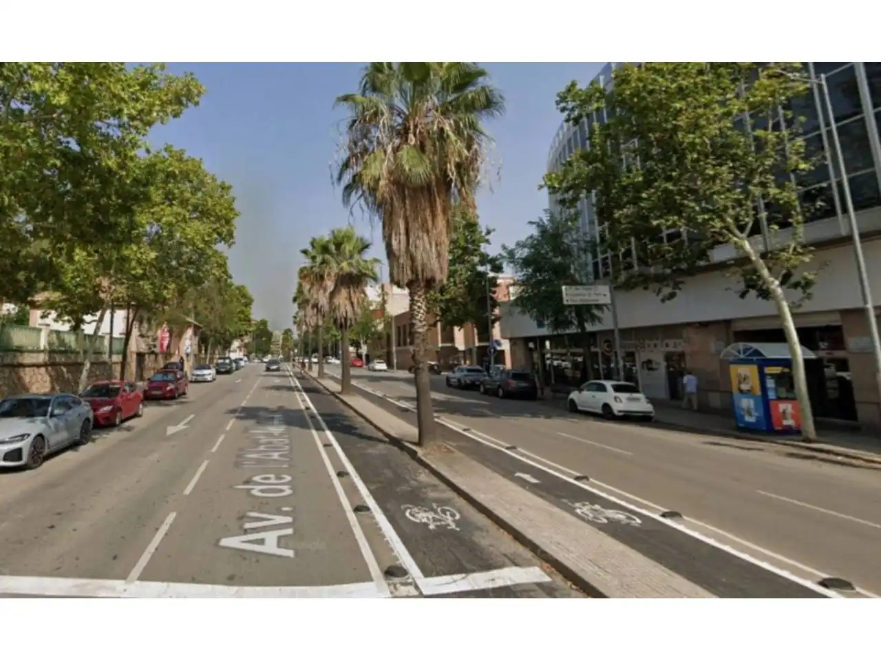 Houses for sale in Avenida Abad Marcet, Zona Esportiva