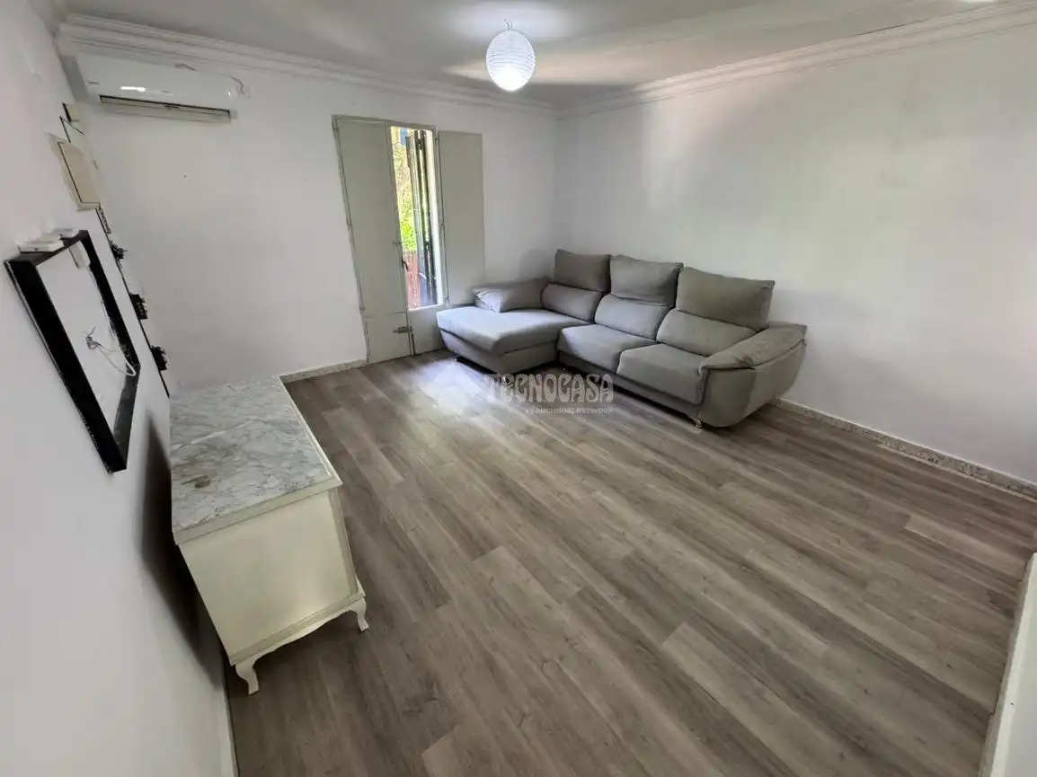 Wohnzimmer von Wohnung zur Miete in Écija