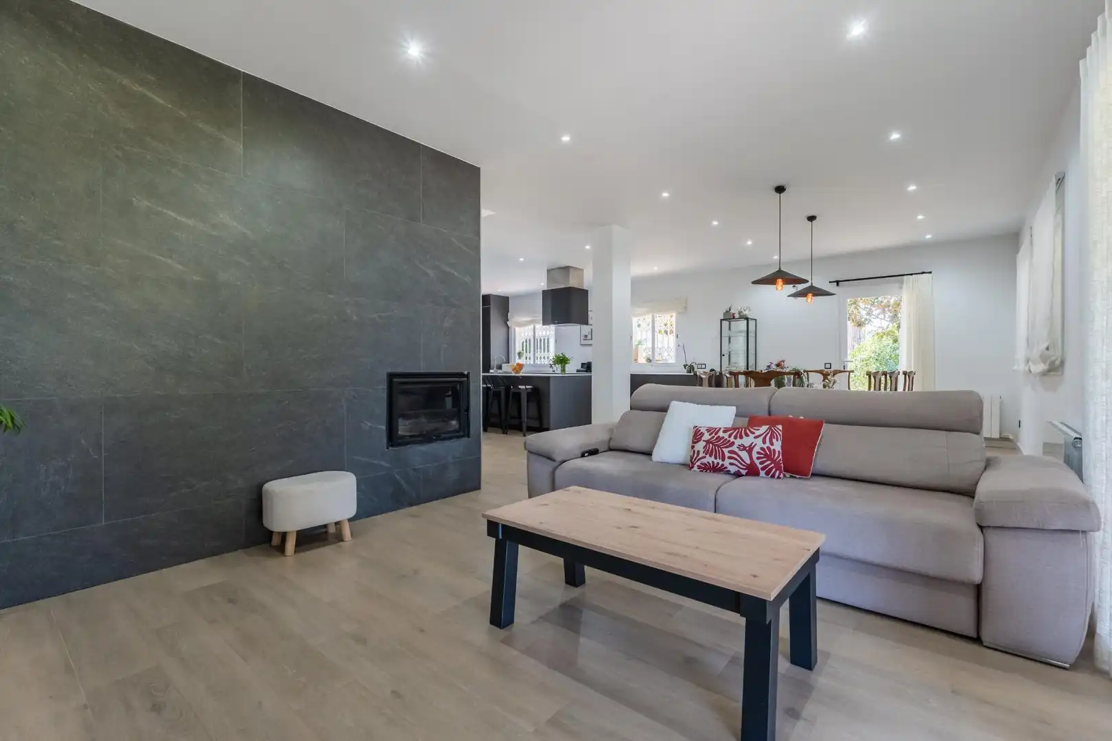 Sala de estar de Casa o chalet en venta en Vilanova del Vallès con Aire acondicionado, Calefacción y Jardín privado