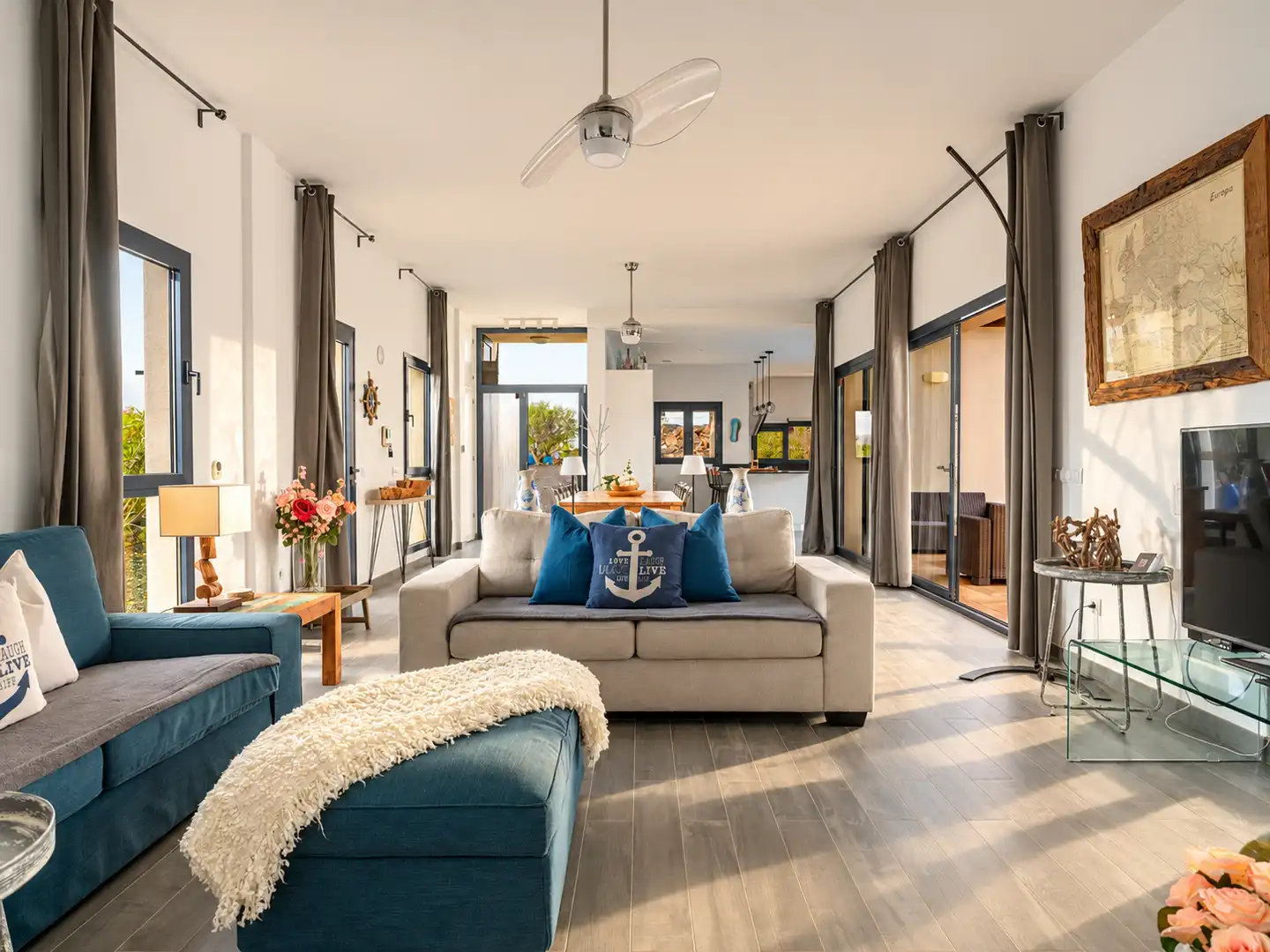 Sala de estar de Casa o chalet en venta en La Oliva con Jardín privado, Terraza y Trastero
