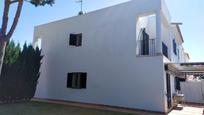 Exterior view of Single-family semi-detached for sale in Chiclana de la Frontera  with Air Conditioner and Balcony