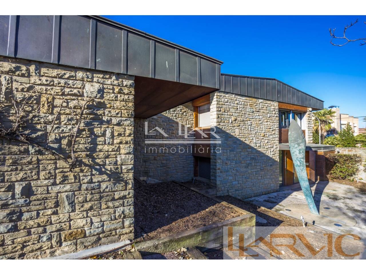 Exterior view of House or chalet for sale in Vic  with Air Conditioner, Heating and Private garden