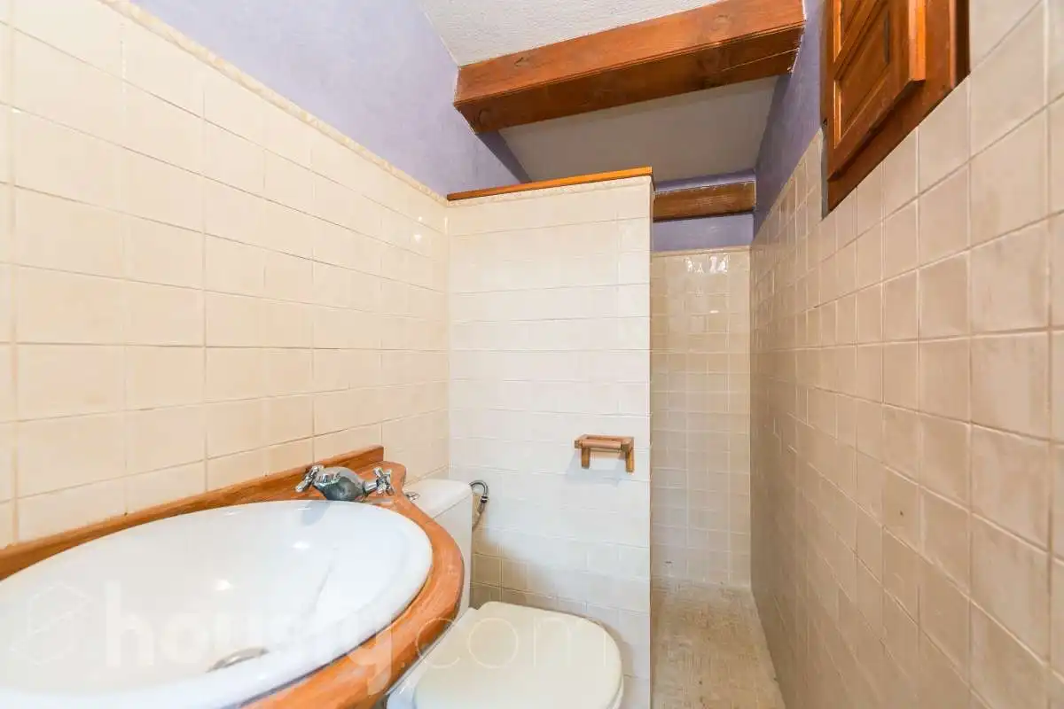 Bathroom of Houses for sale in Bellprat  with Heating, Parquet flooring and Terrace