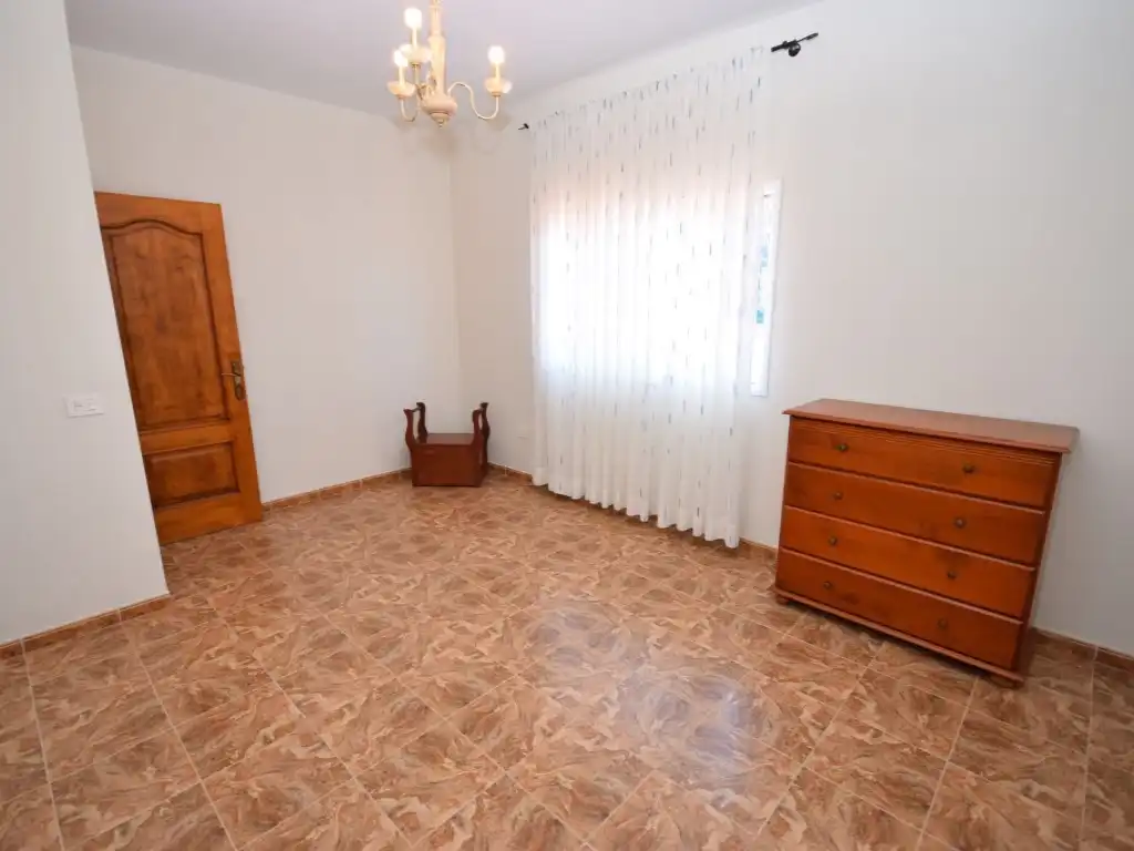 Haus oder Chalet zur Miete in Calle Belmonte Bajo (Santa Barbara), Santa Bárbara - La Florida