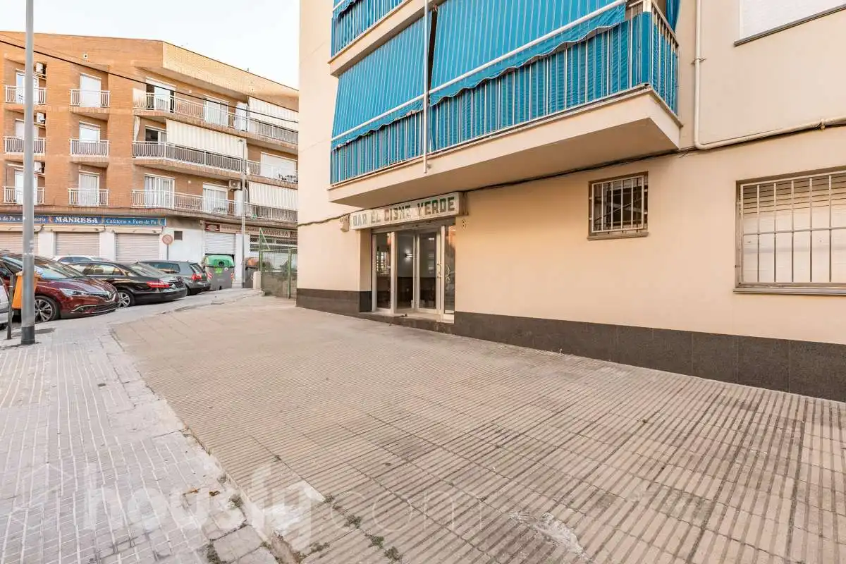 Local comercial en venda a Calle Frederic Mompou ., imagen 29